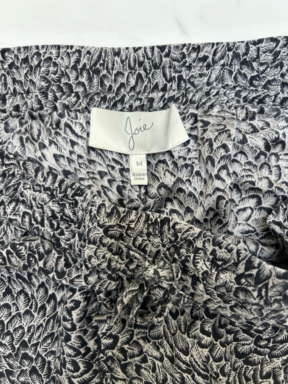 Joie Patterned Silky Pants size M